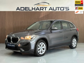 BMW X1 SDrive18i Business Edition Automaat / Navigatie full map / Cruise control / Climate control