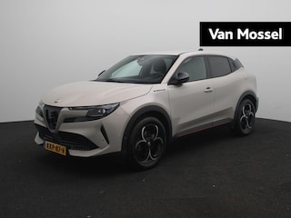 Alfa Romeo Junior 1.2 Turbo Hybrid Ibrida Speciale