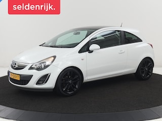 Opel Corsa 1.4-16V Cosmo | Navigatie | Bluetooth | Airco | 17" lichtmetalen velgen