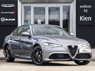 Alfa Romeo Giulia 2.0 T AWD Veloce 280 pk | Originele All Wheel Drive | 19 inch | Veloce Stoelen | Navigatie
