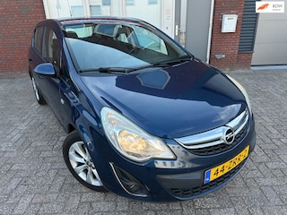Opel Corsa 1.4-16V Cosmo / Navi / Leder / Cruise / Airco / NAP