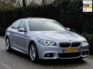 BMW 520i High Executive M Sport Schuifdak Apple CarPlay 2e eigenaar dig. Dash NAP NL