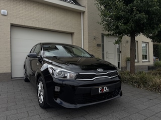 Kia Rio 1.0 T-GDI 100pk DynamicLine Navi Carplay Camera CruiseControl Sportstoelen DAB Clima Origineel NL