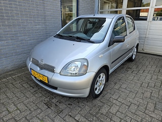 Toyota Yaris 1.3-16V VVT-i Sol