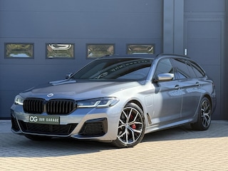 BMW 5-serie Touring 530e M-Sport|Leer|H&K|Memory|19"