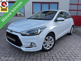 Hyundai i20 Coupé 1.0 T-GDI CAMERA / CRUISE / NAVI / PDC