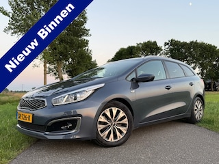 Kia Ceed Cee'd Sportswagon 1.0 T-GDi Design Edition | Camera | Apple CarPlay & Android Auto | Trekhaak | Clima | Navi | PDC | Cruise |