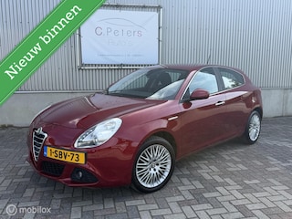 Alfa Romeo Giulietta 1.4 T Distinctive Automaat 2012 / Climate / Cruisecontrol / PDC / 2e eigenaar