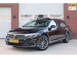 Volkswagen Passat Variant 1.4 TSI PHEV GTE Business Panoramadak | Trekhaak wegklapbaar | Adapt. Cruise | Carplay | Camera