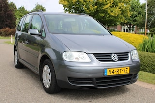 Volkswagen Touran 1.6 102pk Business Airco/Cruise/Trekhaak