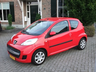 Peugeot 107 1.0-12V XR , Airco , Elec ramen , Centrale vergrendeling enz.