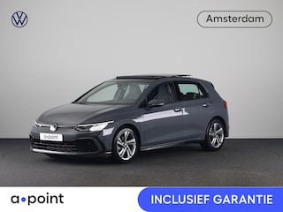 Volkswagen Golf 1.5 eTSI R-Line 130 pk Automaat (DSG) | Navigatie | Panoramadak | Trekhaak (wegklapbaar) | Parkeersensoren | R-Line |