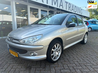 Peugeot 206 1.4 Forever , Nieuwe koppeling !!