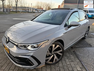 Volkswagen Golf 1.5 eTSI 2024 FACE-LIFT R-LINE DSG PANO ACC LEDER ALCANTARA