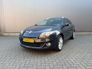 Renault Mégane Estate 1.2 TCe Bose | Pano | Keyless | Trekhaak
