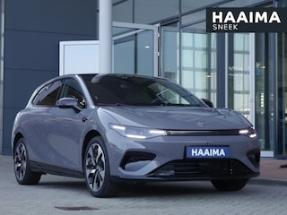 Leapmotor B05 ProMax Design 67.1 kWh | Panoramadak | Elektrisch verstelbare stoelen | Stuurwiel verwarming | Apple carplay/Android auto | Sfeerverlichting | Regensensor | Privacyglas | 19 inch lichtmetalen velgen