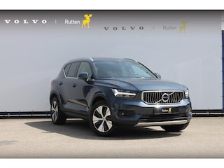 Volvo XC40 T5 262PK Automaat Recharge Business Pro Blis / Panoramisch schuif-kaneldak / Adaptieve Cruise Control / Parkeersensoren voor en achter met parkeercamera /Cross traffic alert