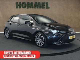 Toyota Corolla 2.0 Hybrid First Edition - ORIGINEEL NEDERLANDSE AUTO -ACHTERUITRIJCAMERA - AUTOMATISCHE AIRCO - NAVIGATIESYSTEEM FULL MAP - ADAPTIEVE CRUISE CONTROL - RIJSTROOKSENSOR MET CORRECTIE - VERKEERSBORDDETECTIE - LED KOPLAMPEN - GROOTLICHTASSISTENT - KEYLESS START - LICHTMETALEN VELGEN 17" - ELEKTRISCH INKLAPBARE BUITENSPIEGELS - VERMOEIDHEIDSHERKENNING - DAB ONTVANGER - SPRAAKBEDIENING