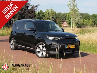 Kia Soul ExecutiveLine 64 kWh | Camera | Trekhaak | Harman Kardon | Head-Up Display | Apple Carplay |