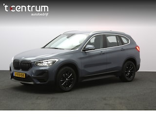 BMW X1 sDrive18i High 140 PK Executive Edition, Trekhaak, Head-Up Display, Stoelverwarming, Sportstoelen