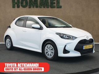 Toyota Yaris 1.5 Hybrid 115 Comfort - ORIGINEEL NEDERLANDSE AUTO - ACHTERUITRIJCAMERA - AUTOMATISCHE AIRCO - APPLE CARPLAY/ANDROID AUTO - ADAPTIEVE CRUISE CONTROL - AUTONOMOUS EMERGENCY BRAKING - RIJSTROOKSENSOR MET CORRECTIE - VERKEERSBORDDETECTIE - GROOTLICHTASSISTENT - DAB ONTVANGER