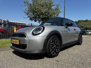 Mini Cooper (f66) 1.5 156pk Aut C Full Options Pano-dak NL Auto Smetteloos