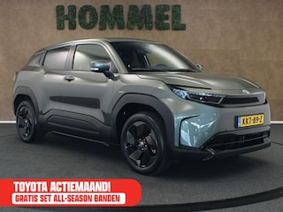 Toyota Urban Cruiser Dynamic 61 kWh DEMO AUTO - NIEUW MODEL - ORIGINEEL NEDERLANDSE AUTO - 3 FASE - PARKEERSENSOREN VOOR/ ACHTER - NAVIGATIE - DODEHOEK -DETECTIE - KEYLESS ENTRY/ START - 18 INCH WIELEN - CAMERA - CLIMATE CONTROL - VOORSTOELEN VERWARMD - STUUR VERWARMD
