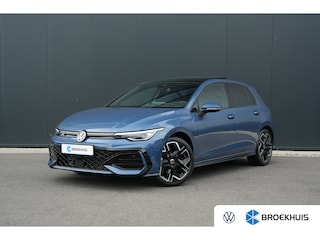 Volkswagen Golf 1.5 eTSI R-Line Edition | Panorama | Harman & Kardon | HUD | Sportonderstel | Dodehoek Detectie |