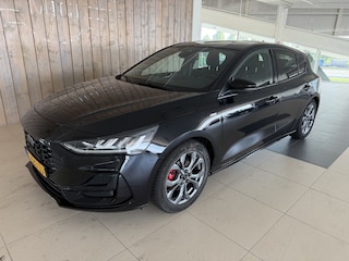 Ford Focus 1.0 EBH ST Line X