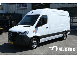 Mercedes-Benz Sprinter 317 CDI L2H2 Pro LED, Geveerde stoel, Navigatie met camera