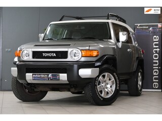 Toyota FJ Cruiser 