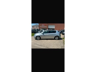 Peugeot 308 1.2 VTi Active airco inruil mogelijk