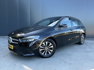 Mercedes-Benz B-klasse 180 AUTOMAAT Business Solution 1e EIGENAAR CAMERA CRUISE NAVI ECC LMV