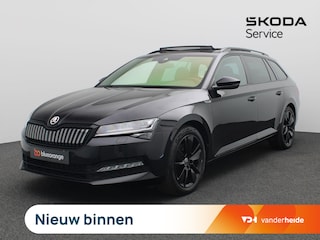 Skoda Superb Combi 1.4 TSI iV Sportline Business 218PK DSG SOH 90,13%, Panoramadak, 360gr. Camera, Memorystoel, 19" LM Velgen, Keyless, Adaptieve Cruise Control, Side Assist