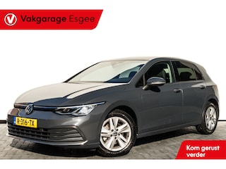Volkswagen Golf 8 1.0 TSI 110 PK Life | 61 Dkm | 5 Drs | Ned Auto | Dealer Onderhouden | | Clima | Pdc V/A | Cruise | Navigatie | Keyless start | Regensensor | Dab Audio |