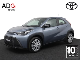 Toyota Aygo Hybrid 115 play | Nieuw uit voorraad leverbaar |