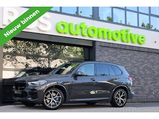 BMW X5 xDrive45e High Executive | BTW | M-SPORT | HUD | 4WIELSTUURING | SKYLOUNGE | CABRON | 22'' | ACC | DEALER ONDH | 360 |