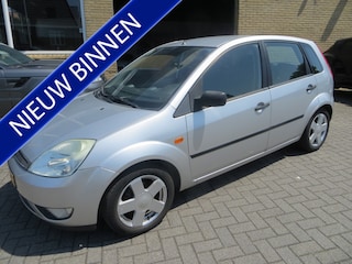 Ford Fiesta 1.4-16V First Edition-AIRCO-KOPPELING SLIPT!!
