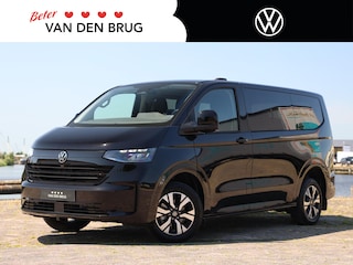 Volkswagen Transporter Caravelle 32 L1H1 Life 64 kWh | 9 persoons | Navigatie | Cruise control | ECC | Camera | App connect | Stoelverwarming | LED | PDC | 17" LM velgen | Life pakket | DAB+ |