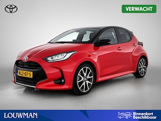 Toyota Yaris 1.5 Hybrid Executive limited | Head-Up Display | Parkeersensoren voor+achter | Stoel+stuurverwarming | draadloze telefoonlader | Apple CarPlay/Android auto | Cruise Control Adaptive |