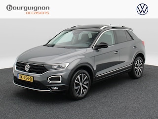 Volkswagen T-Roc 1.0 TSi 115 Pk Style | Stoel/Stuurverwarming | Adaptive Cruise | Panorama dak | Trekhaak | Camera | Climatronic | CarPlay | 17 Inch | 73.436 Km !!