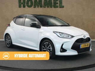 Toyota Yaris 1.5 Hybrid Dynamic - ORIGINEEL NEDERLANDSE AUTO - ACHTERUITRIJCAMERA - APPLE CARPLAY/ANDROID AUTO - ADAPTIEVE CRUISE CONTROL - KEYLESS ENTRY & START - LED KOPLAMPEN - VOLLEDIG DIGITAAL INSTRUMENTENPANEEL - RIJSTROOKSENSOR - VERKEERSBORDDETECTIE