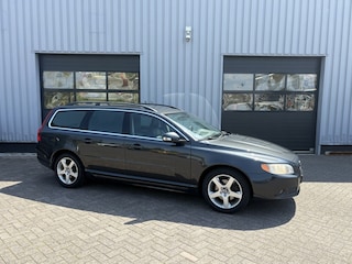 Volvo V70 2.4 D5 Automaat  Vakantie klaar!