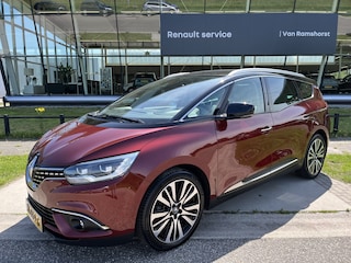 Renault Scénic TCe 132PK Initiale Paris / Dealer onderhouden / Wegklapbare Trekhaak / 4-Control / Stoelverw. / Leder /