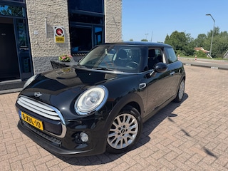 Mini Cooper 3-Deurs 1.5 Chili- nav- sportstoelen- NL auto