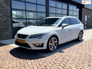 Seat Leon ST 1.4 TSI FR Business | Pano | LED | Navi | 1/2 Leer |
