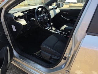 Toyota Corolla Touring Sports 1.8 Hybrid Dynamic | Dealer Onderhouden | Apple Carplay-Android Auto | Rijklaarprijs!