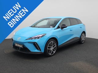 MG 4 Long Range 64 kWh Luxury | Navi | Camera | Led Koplampen | Stoelverwarming | CarPlay | MG i-Smart App | Keyless Entry & Go |