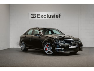 Mercedes-Benz C-klasse 63 AMG |schuifd. | Keyless-go | AMG Perf. package | Carbon | P30 | 485 pk |