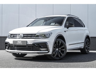 Volkswagen Tiguan 2.0 TSI 4Motion Highline 3x R-Line |Pano|HUD|Leer
